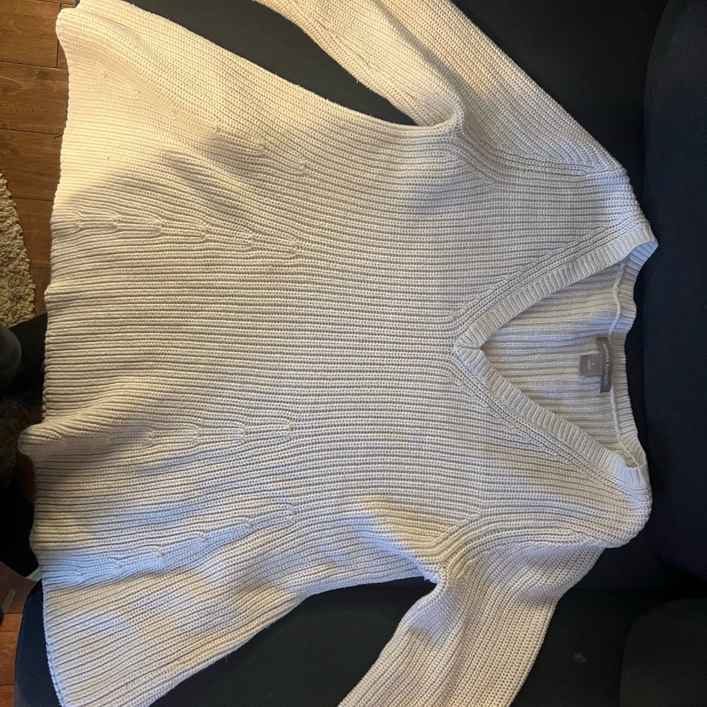 Banana Republic Cream V-Neck Sweater Ribbed Knit